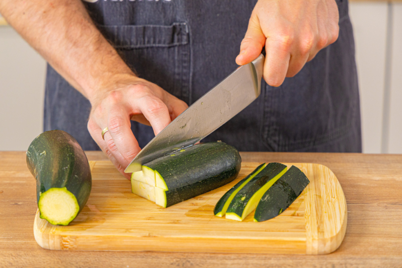 Zucchini schneiden