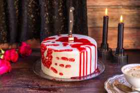 Blutige Halloween-Torte