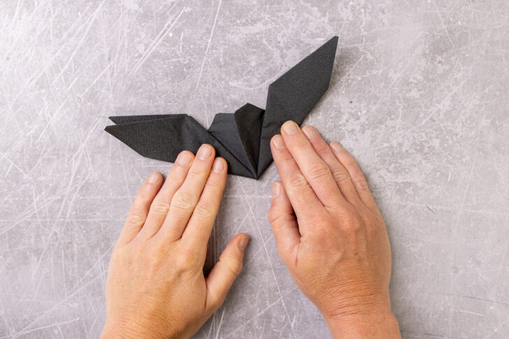 Fledermaus Servietten falten