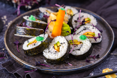 Futo Maki Sushi frisch zubereitet
