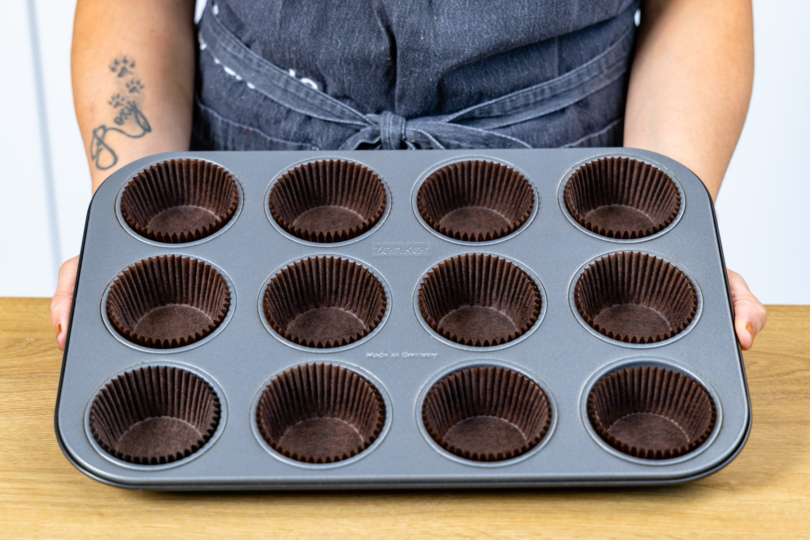 Muffinblech vorbereiten
