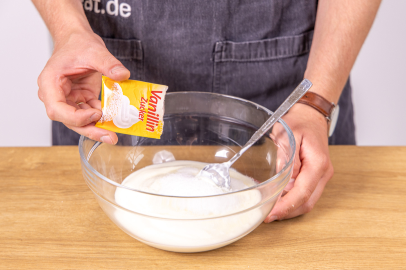 Vanillezucker dazugeben