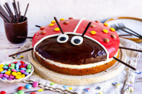 Marienkäfer-Kuchen für den Kindergeburtstag