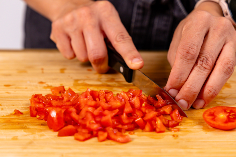 Tomaten schneiden