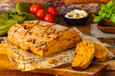 Saftiges Tomatenbrot