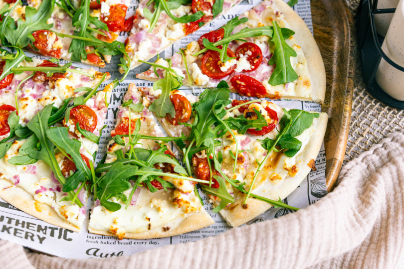 Vegetarischer Flammkuchen