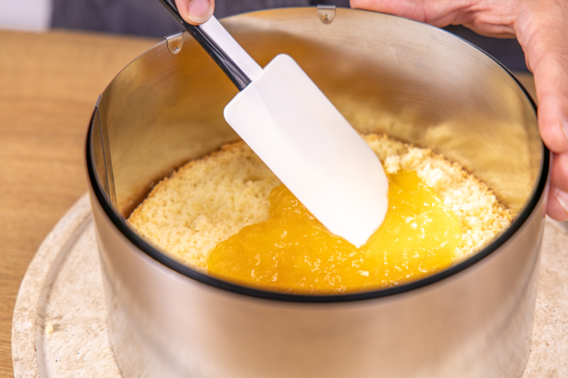 Lemon Curd verstreichen