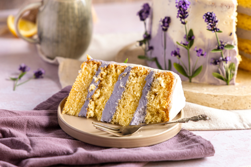 Zitronen-Lavendel-Torte: Tortenstück
