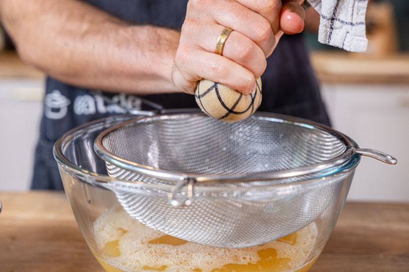 Äpfel ausdrücken