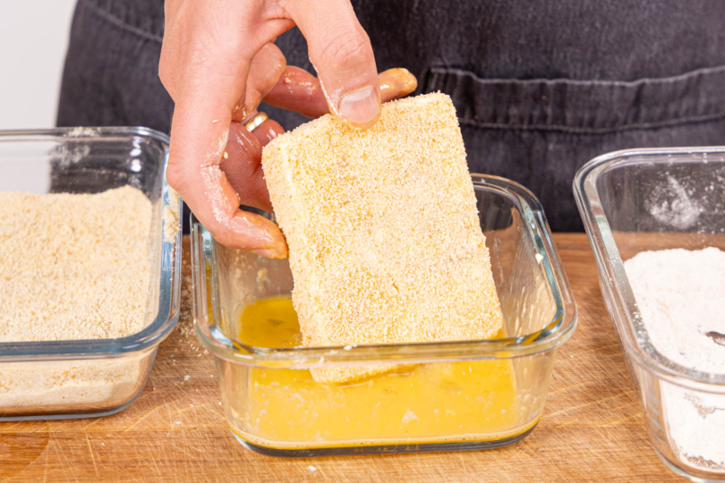 Feta doppelt panieren