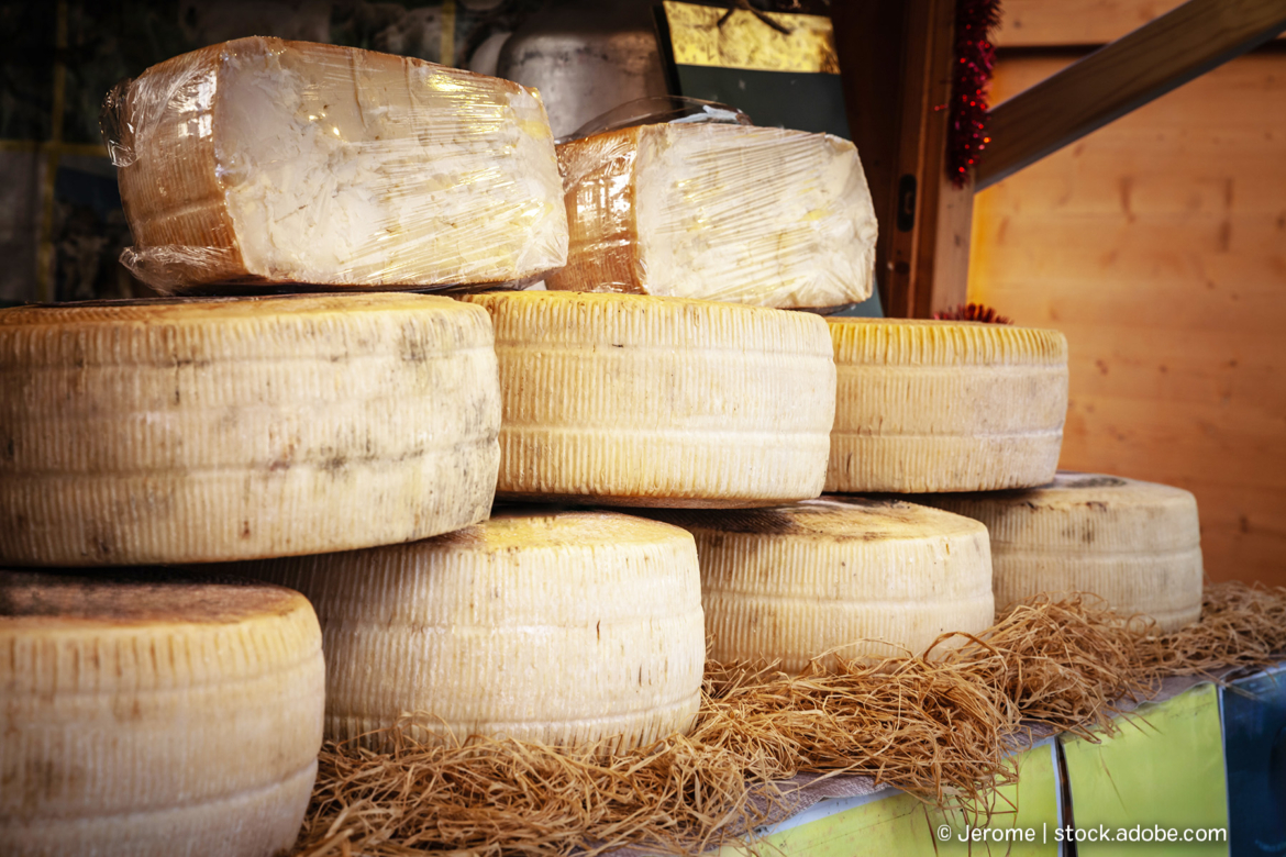 Italienischer Hartkäse - Pecorino di Filiano