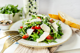 Rucola-Tomaten-Salat