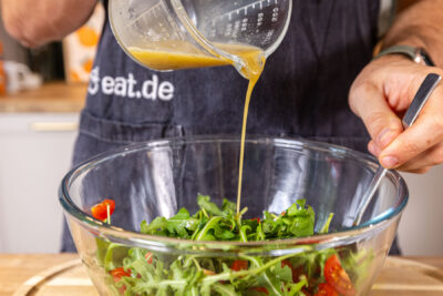 Dressing dazugeben