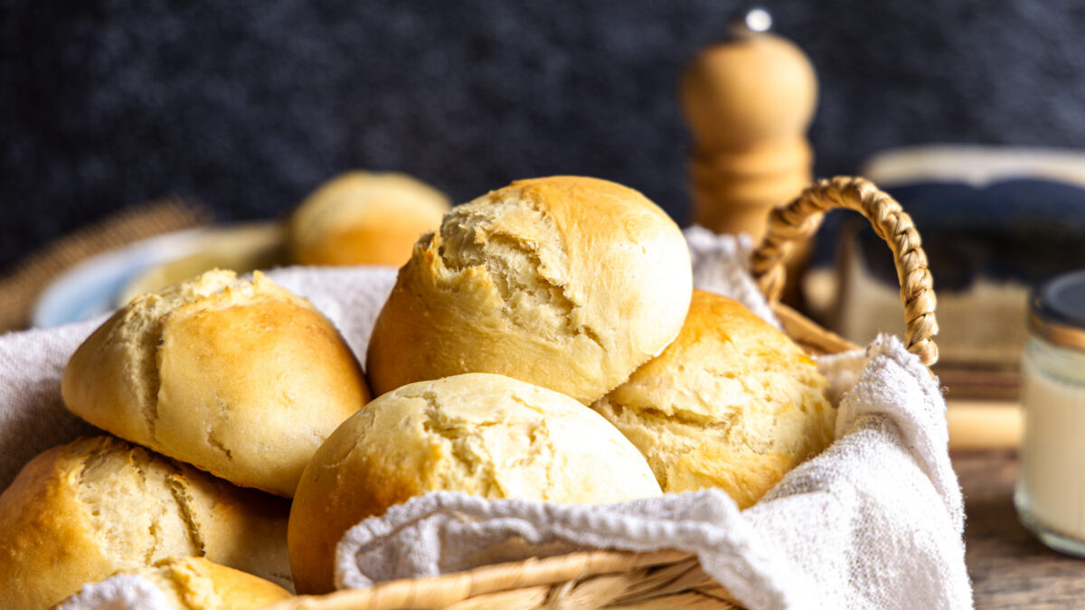 Schnelle Joghurtbrötchen ohne Hefe