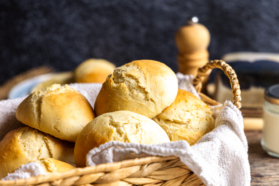 Schnelle Joghurtbrötchen ohne Hefe