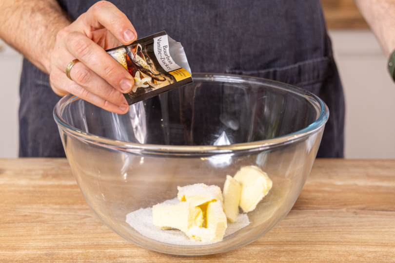 Vanillezucker dazugeben