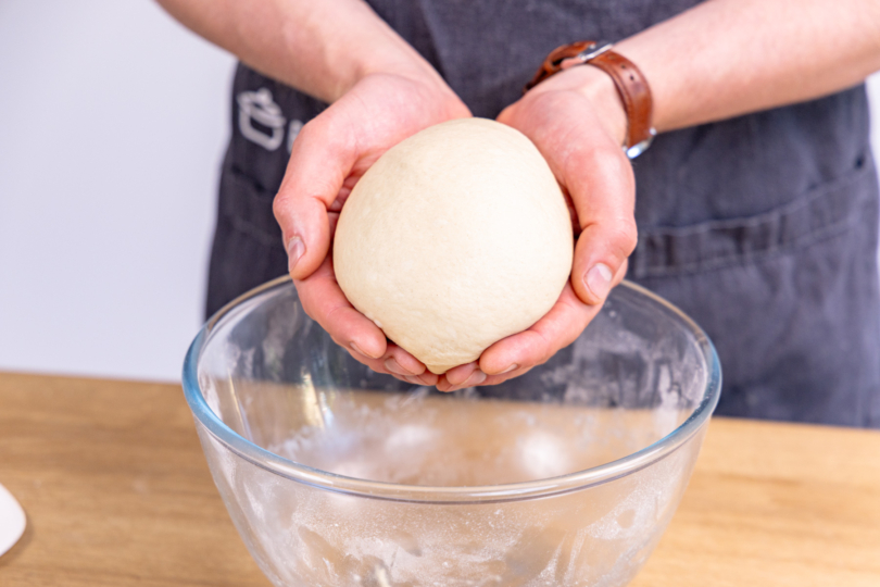 Teigkugel formen