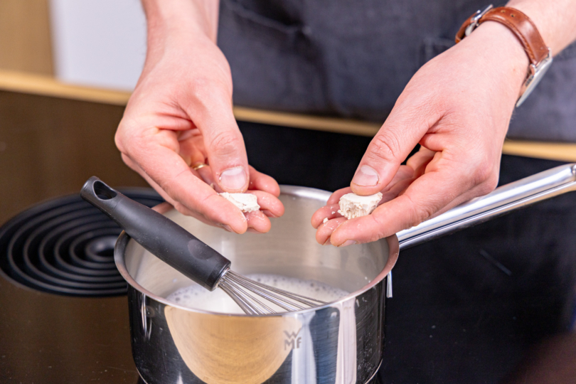 Zucker & Hefe dazugeben