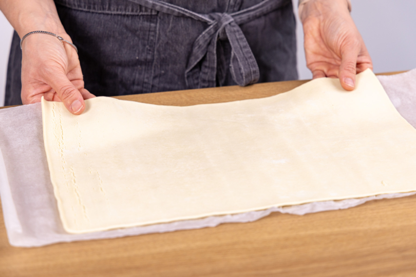 Blätterteig ausbreiten