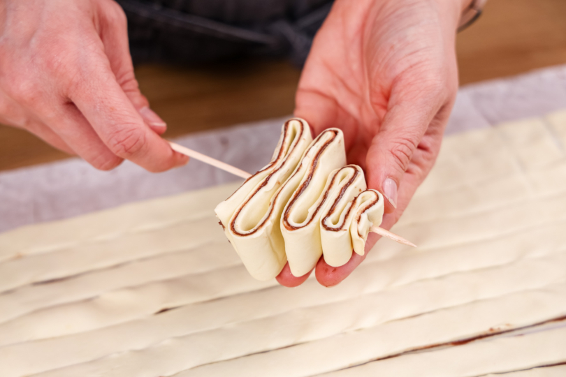 Tannenbaum formen und aufspießen