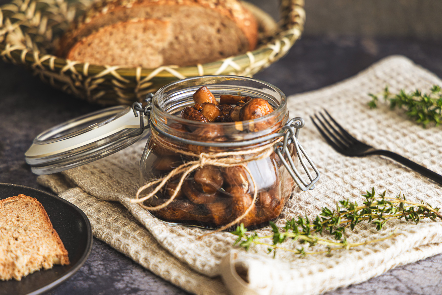 Eingelegte Champignons – italienische Antipasti Eingelegte Champignons – italienische Antipasti