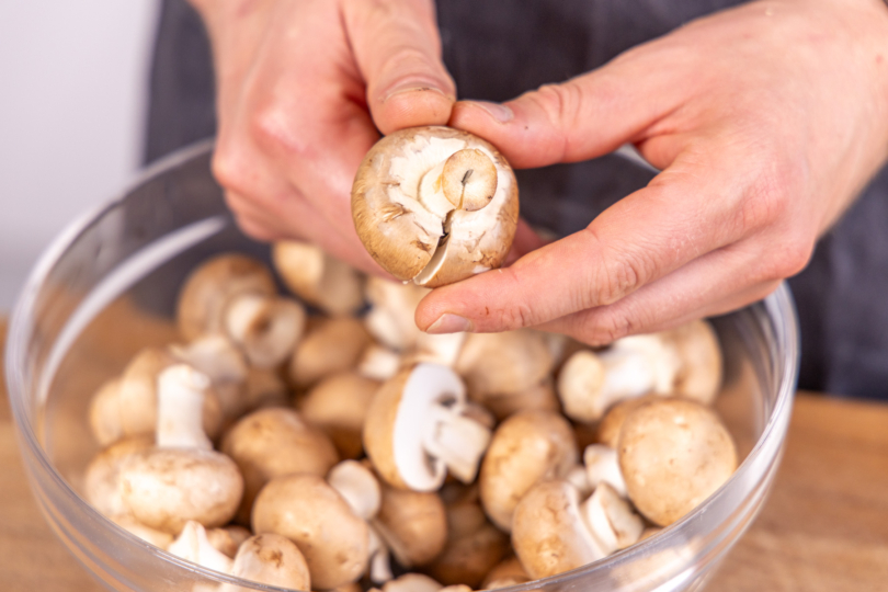 Champignons halbieren
