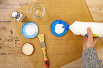 Bastelkleber abfüllen