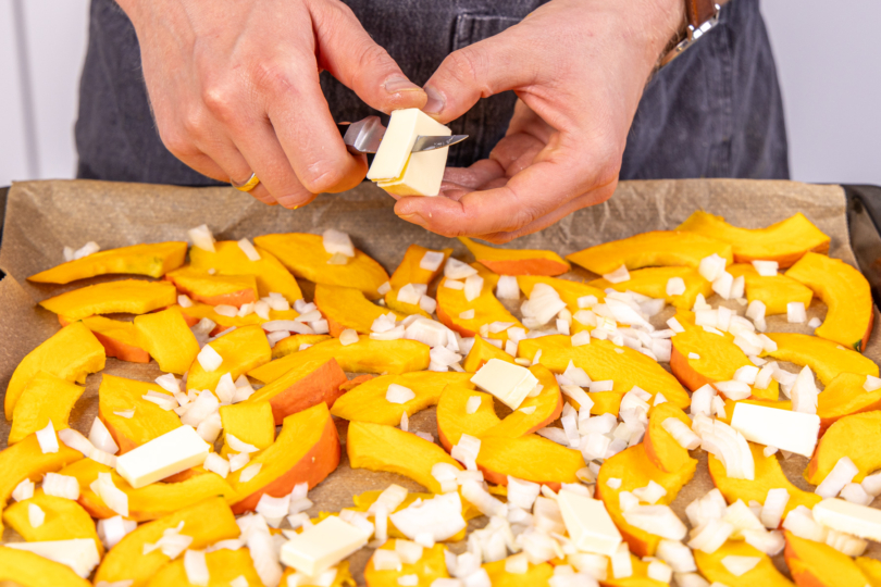 Butter darüber verteilen