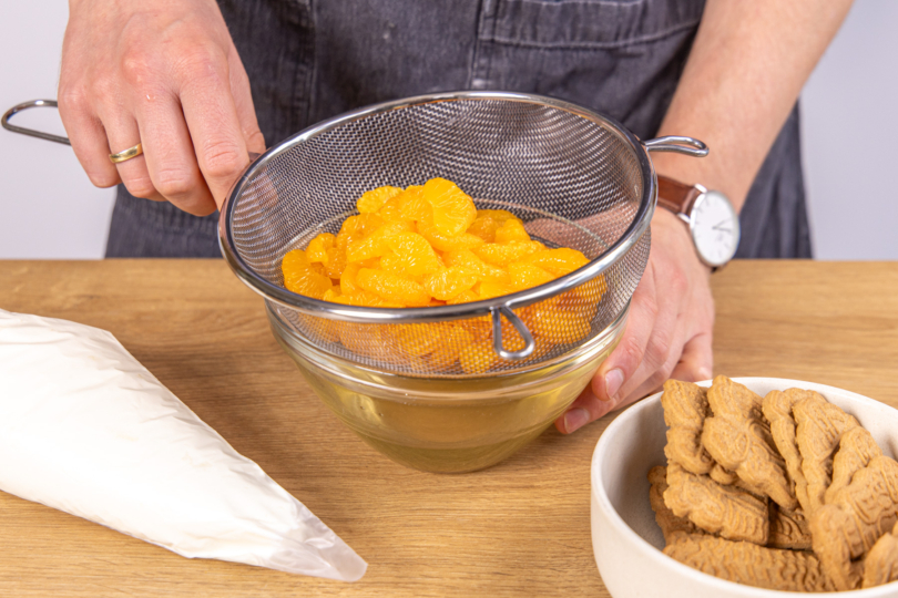 Mandarinen abtropfen lassen