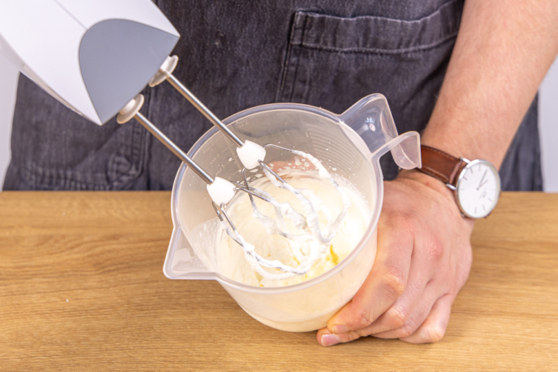 Sahne steif schlagen