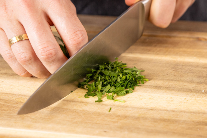 Petersilie hacken