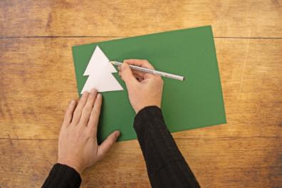 Bastelvorlage auf Tonpapier übertragen