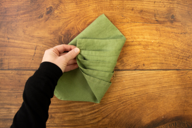 Spitze nach links falten