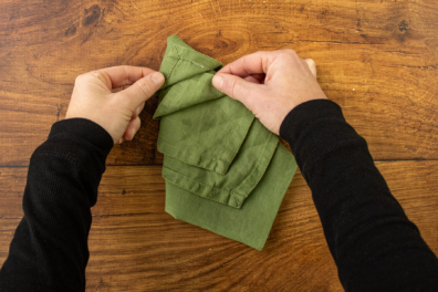 Serviettenspitzen einstecken