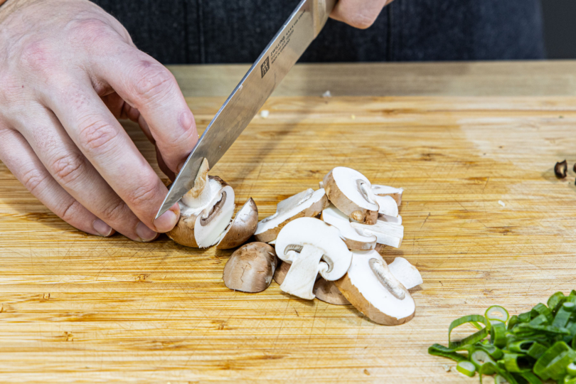 Pilze schneiden