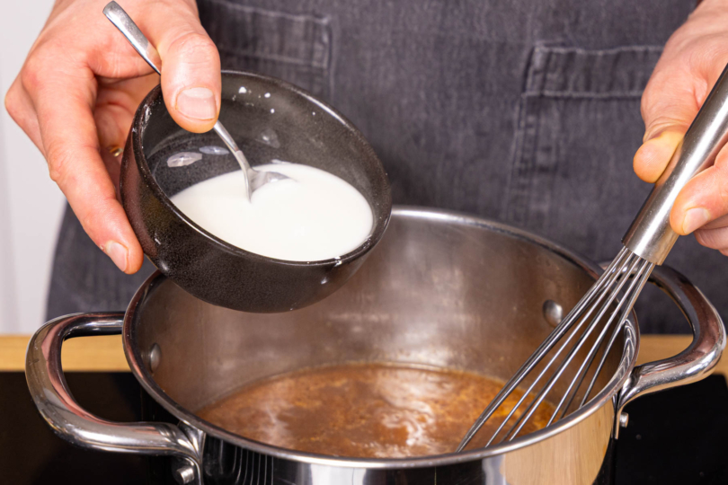 Soße mit Speisestärke abbinden