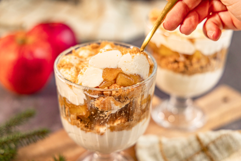 Apfel Spekulatius Dessert löffeln