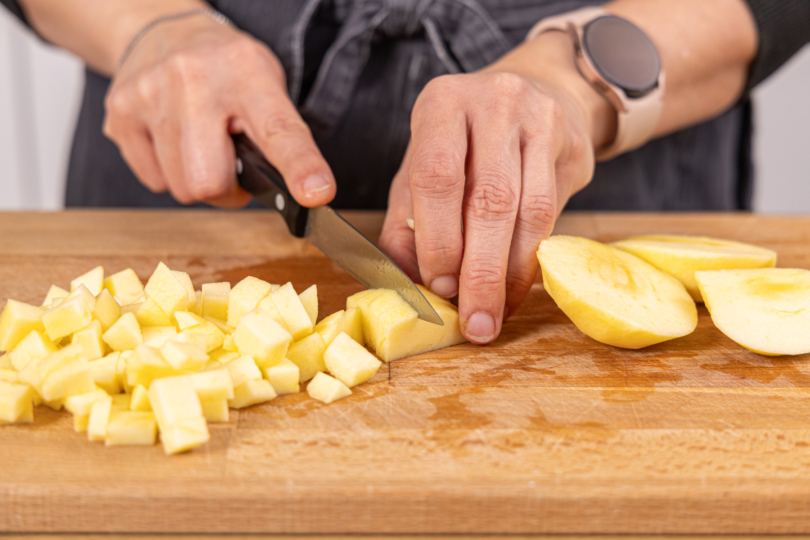 Äpfel würfeln