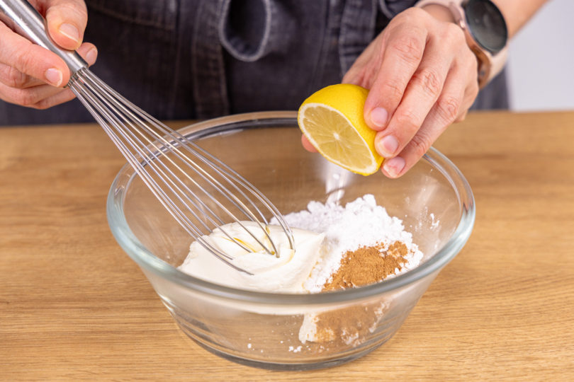 Zitronensaft dazugeben