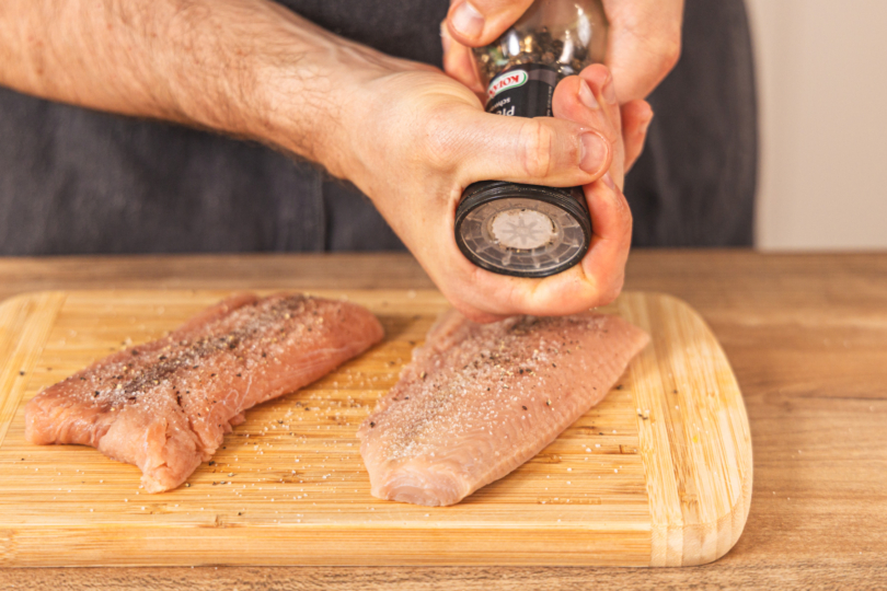 Wildlachsfilet pfeffern