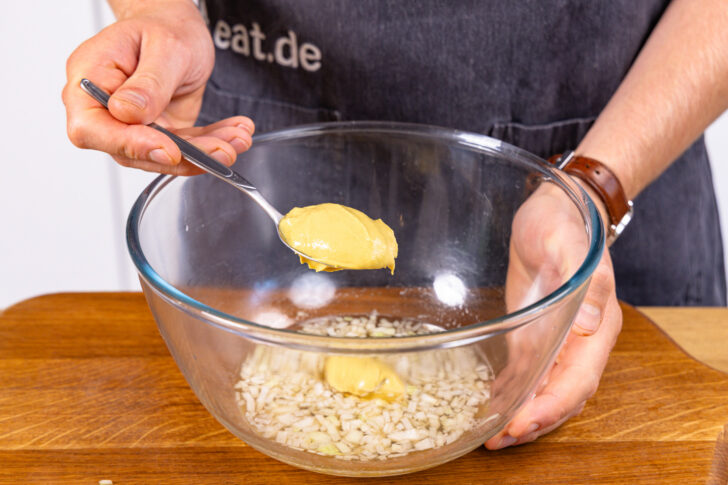 Senf zur Brühe geben