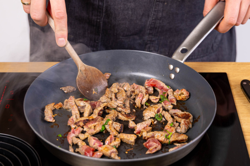 Ochsenfetzen etappenweise anbraten