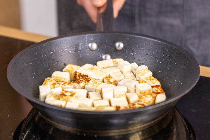 Paneer anbraten