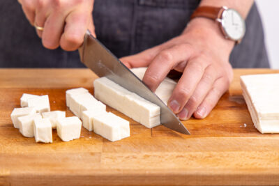 Paneer würfeln