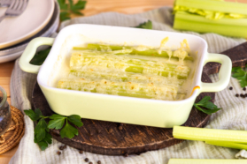 Überbackener Stangensellerie