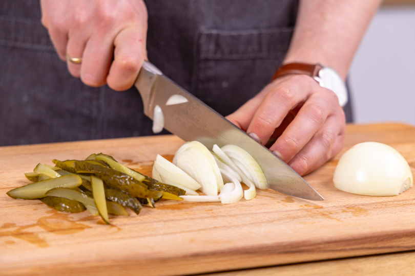 Zwiebel schneiden
