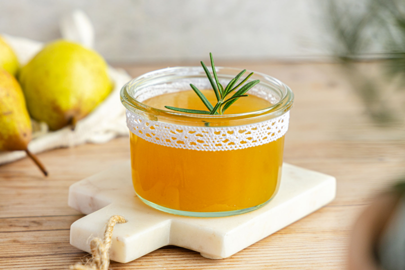 Birnenmarmelade mit Rosmarin