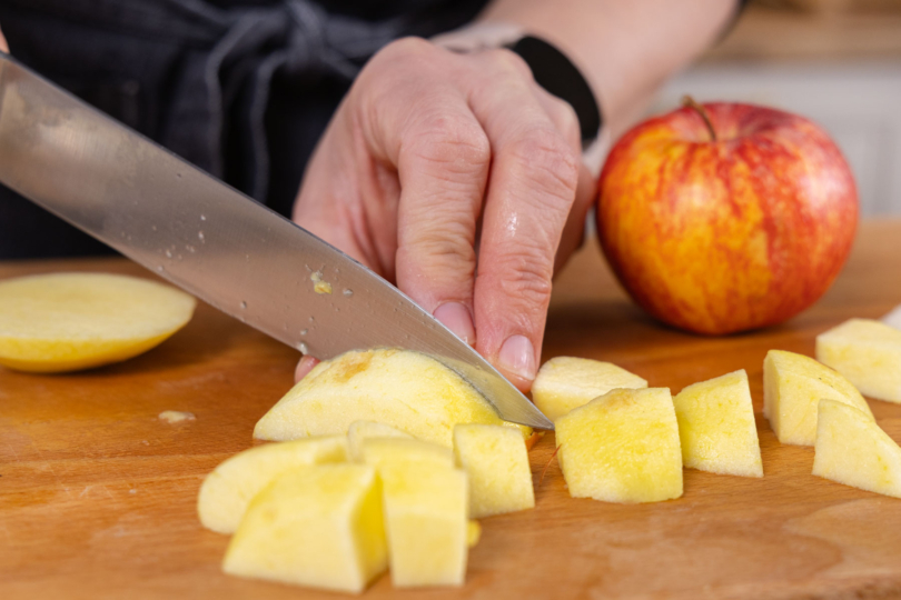 Äpfel schneiden