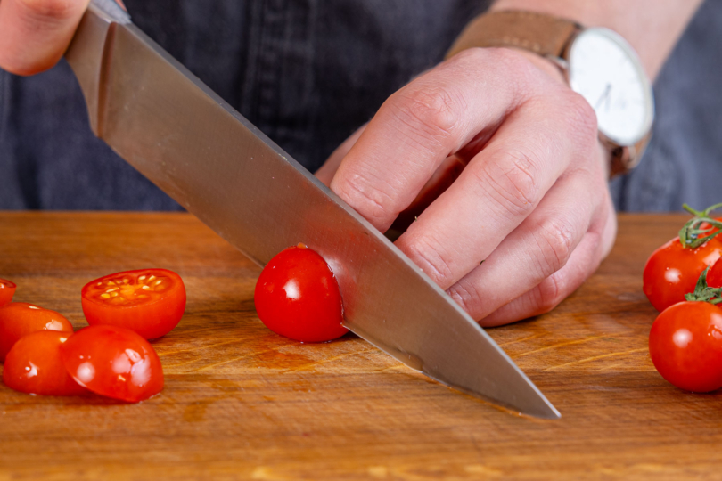Tomaten schneiden