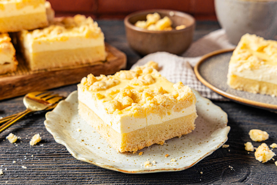 Käsekuchen vom Blech mit Streuseln